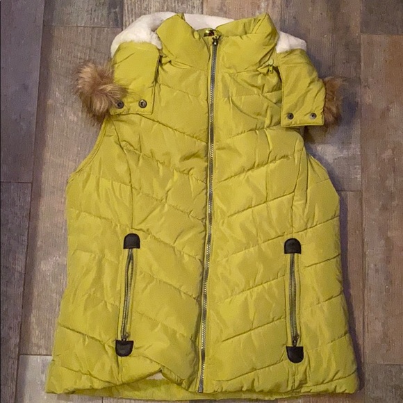 GreenTea Jackets & Blazers - Fleece lined vest